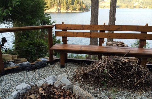 West Porpoise Bay House | Oceanfront, Spectacular Views, Sauna, Minutes to Sechelt. A Sunshine Coast Hub!