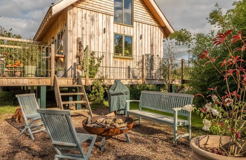 Upper Dicker Cottage | Olive Tree House - set amongst the olive trees sleeping 2 guests