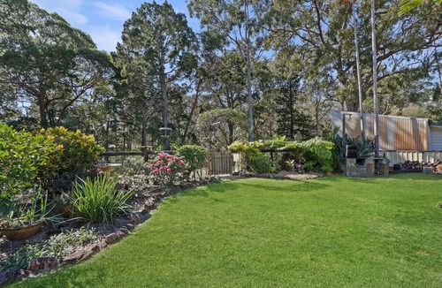 Amity Point House | Original house, large gardens in bush setting