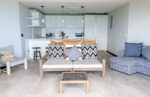 Fryes Beach Villa | Panorama Suite – Oceanview Luxury Suite at Tamarind Hills, Antigua