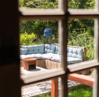 Carnbrea Apartment | Peace in Piece