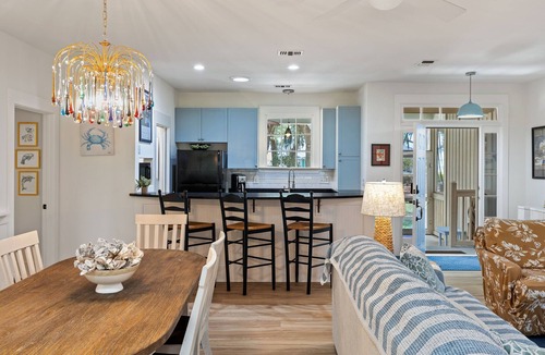 Melrose on the Beach House | Pelican’s Perch 3BDR w/Golf Cart