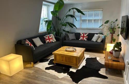 Barbican Apartment | Plymouth city centre apartment near Theatre Royal