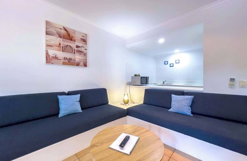 Jubilee Pocket Apartment | Poolside Mango House Apartment, Whitsundays