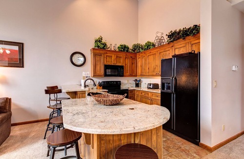 Peak 9 House | Private hot tub, quick walk to ski lifts and downtown! Beautiful decor, and quie