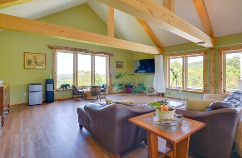 Eureka Springs House | Private Pool | Private Hot Tub | No Cleaning Fee
