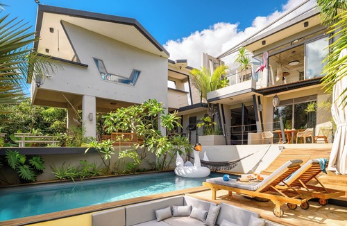 Pointe Aux Sables House | Private tropical loft in shared villa + pool + jacuzzi