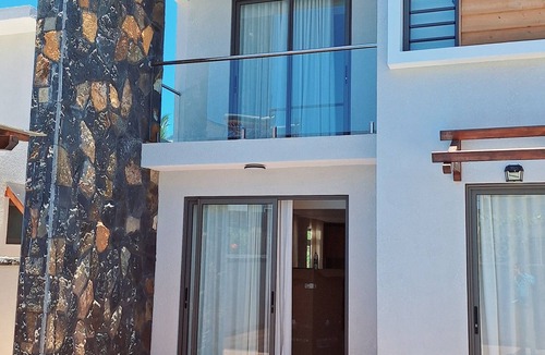 Pereybere Villa | Private villa in pereybere 4 bedroom and 4 bathroom with private pool