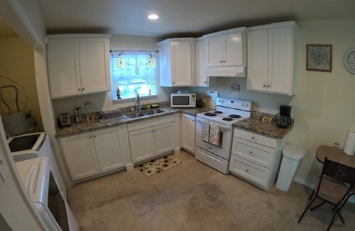 Uvalde House | Relax in a serene 2-bd home with a cowboy pool, in the countryside of Uvalde.