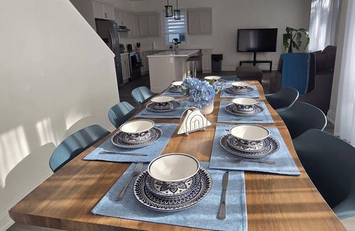 Port Stanley House | Relaxing Home Kokomo Beach Area, Sleeps 12, Pet-Friendly, Near Beach & Downtown