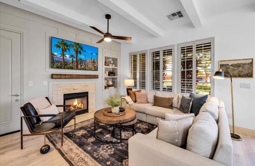La Quinta Apartment | Remodeled 1BR Legacy Villa with Private Patio #A