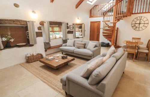 Stithians House | Riverside Barn