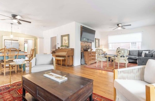 East Hill House | Riverside Bungalow - Private Pool in East Nash