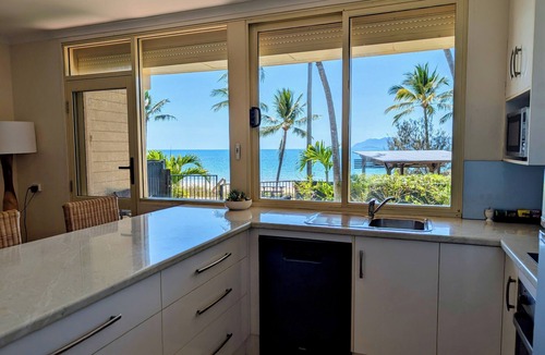 Bowen Hotel | Rose Bay Resort