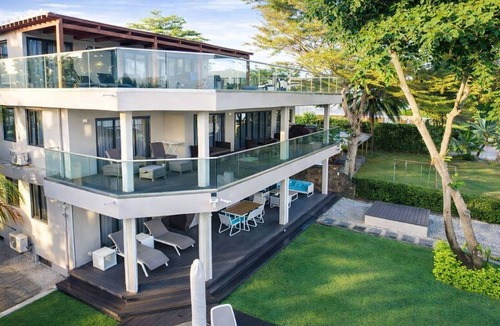 Trou aux Biches Apartment | Sea Front Luxury Ground floor apartment in Pointe aux Biches