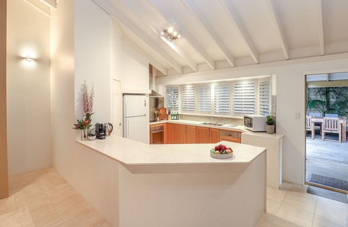 Dunsborough House | Seabreeze on Peppermint Drive, 200m from the beach, plenty of room for your boat