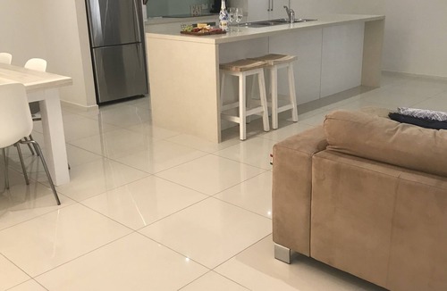Port Hughes House | 🏖Seaglass Port Hughes 🐾Dog Friendly Holiday House🐾 - Dogs Are Family❤️