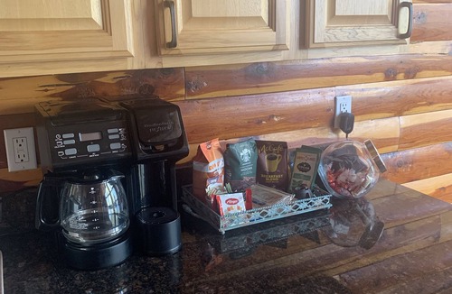 Lone Rock Cabin | SECLUDED WHITE RIVERFRONT CABIN -SLEEPS 2-10, GREAT FAMILY & FISHERMEN GETAWAY