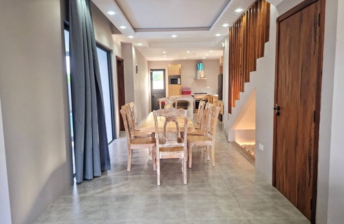 Pereybere Villa | Serenity I Villa : 4 Ensuite Bedrooms, Heated Pool Feature & Cozy Living Spaces.