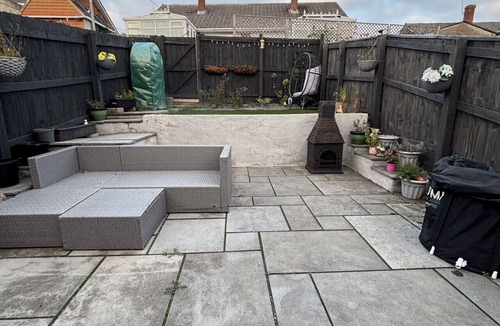 Exeter House | Skye Terrace, cosy 2 bed close to the city centre.
