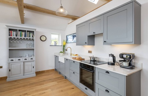 St Wenn Cottage | Skylark - sleeps 4 guests in 2 bedrooms