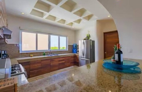 Salinas Condo | Spacious 2-bed condo with Stunning Sea Views - Isla Mujeres