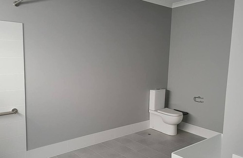 Karnup House | Spacious Accessible with Bathrooms for Everyone.