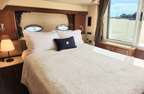 Waterfront Bed & Breakfast | Spend the Night on a Yacht!