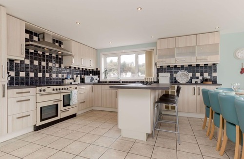Portpatrick House | Stunning private villa for 16 people with WIFI, TV, patio and pets allowed