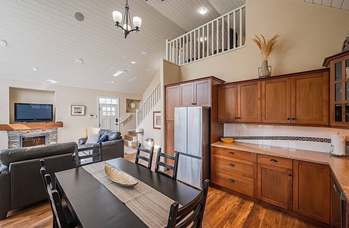Osoyoos House | Sunrock Meadow Cottage on Osoyoos Lake 113