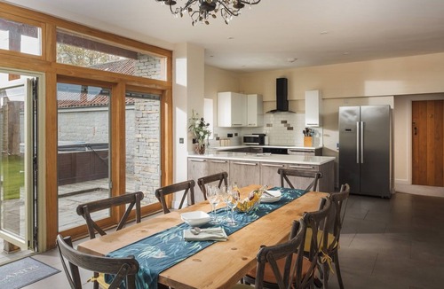 West Pennard Apartment | Swallow's Orchard - Glastonbury