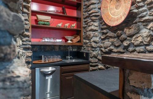 Eureka Springs House | The Deck House Retreat