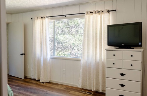 Omaha House | The Dillon House, peaceful 5-bed, 4-bath home on the family Ranch