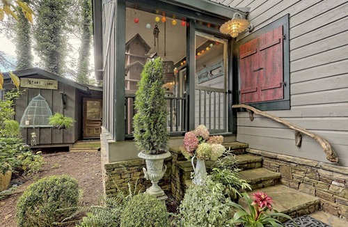Clayton House | The Garden Cottage – A Storybook Retreat in the North Georgia Mountains