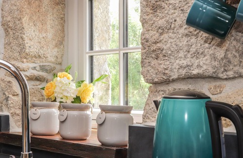 Mabe Cottage | THE HAYLOFT, luxury holiday cottage, with open fire in Helston