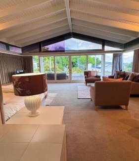 Claremont House | Thirty On Grace
