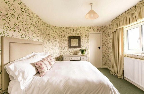 Chilworth House | Tor Hatch