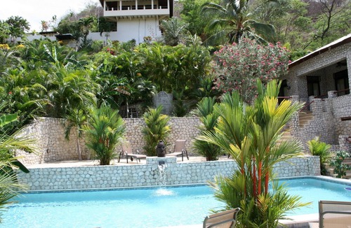 Playa Flamingo Villa | Tropical Villa with Pool and Spectacular Views - Villas Casa Loma - Suite 202
