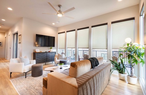 Historic Edgefield House | Unit 15 I Experience Noa Nashville | 5BR Luxury Retreat + Resort Pool