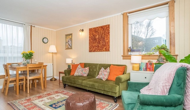 1 Bedroom Beachside Apartment Edinburgh | Pass the Keys