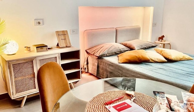 1 Bedroom Private vacation home in Termini