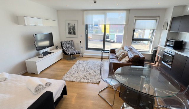 2-bed Apt, Sleeps 7, 5 Mins to Camden Market