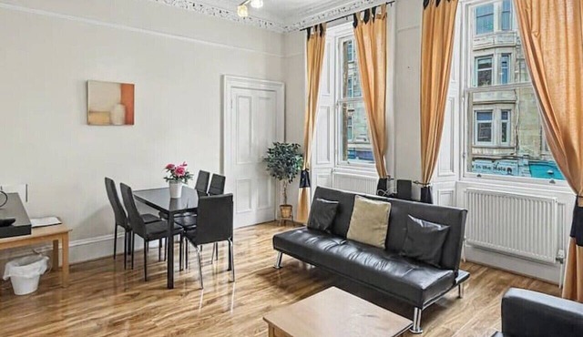 2 Bed Flat in Central Edinburgh