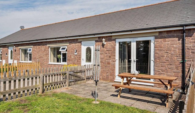 2 Bed in Blakeney (oc-54766)