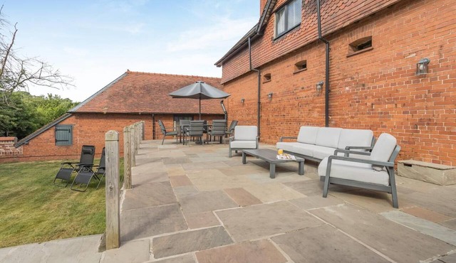 2 Bed in Llangollen (oc-86799)