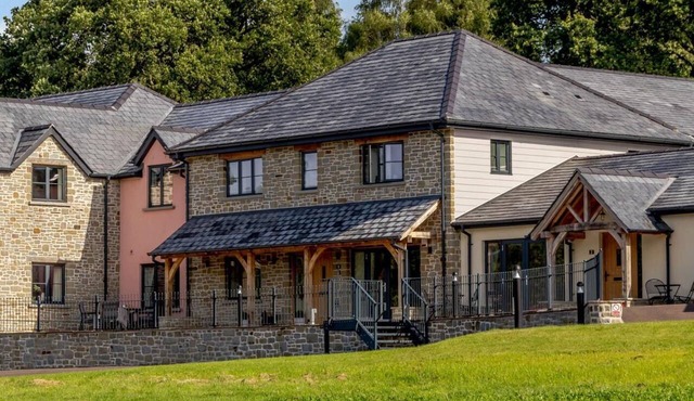 2 Bed in Usk- (oc-83993)