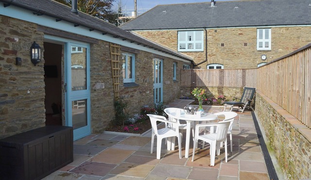 2 bedroom accommodation in East Charleton, near Kingsbridge