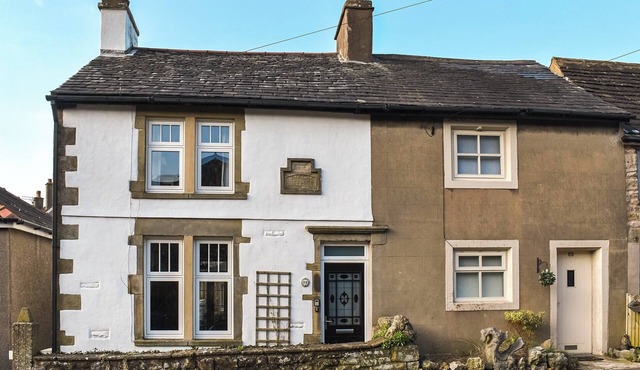 2 bedroom accommodation in Carnforth