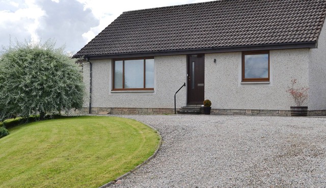 2 bedroom accommodation in Dingwall, near Inverness in Dingwall