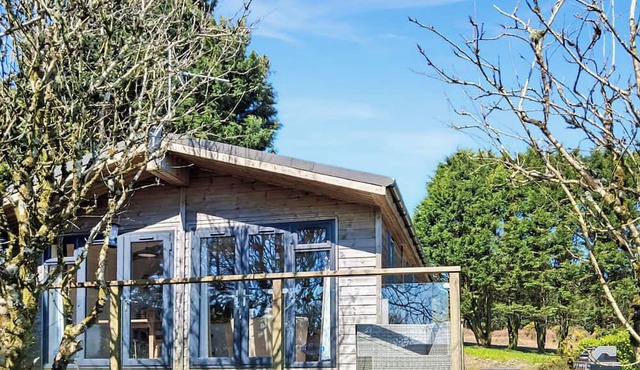 2 bedroom accommodation in Carnmenellis, Nr Falmouth